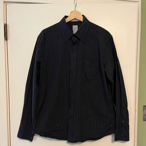 Gap Men’s Fitted Button down long sleeve. Navy/White striped. Large.
